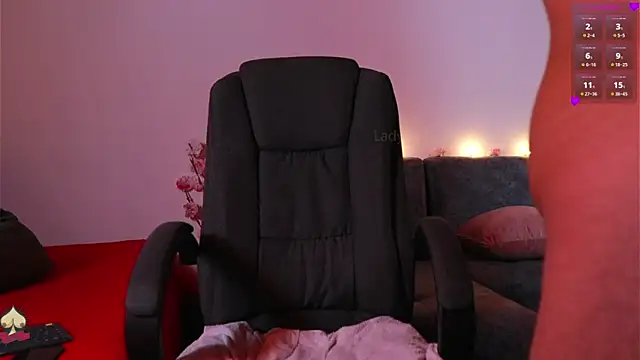 kathieandpovcock1 webcam