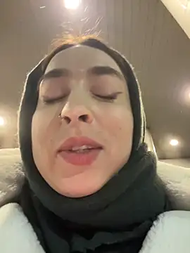 holly_play (F young) - blowjob dildo + ahegao