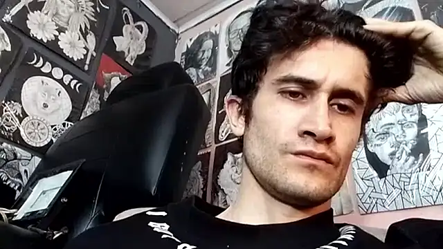 Loggan_donnelly webcam