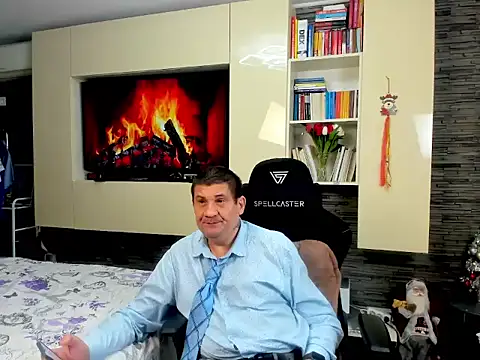 SpartacusDaddy48 webcam