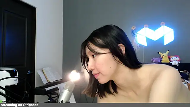 raspberryroll - Raspberryroll's free webcam - UK Sex Cams