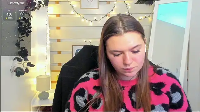 Josephine_Kiss webcam