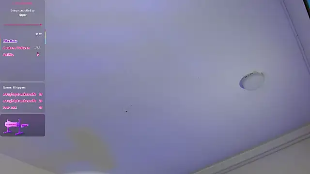 tiny_tay - TINY_TAY's free webcam - UK Sex Cams