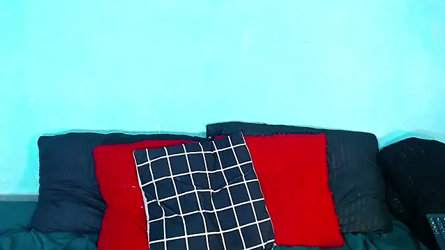 ariatnaanddilan - Ariatnaanddilan's free webcam - UK Sex Cams