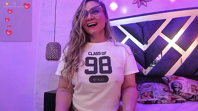 annie_vega17_ webcam