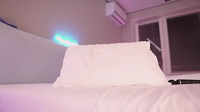 ninamint - NinaMint's free webcam - UK Sex Cams