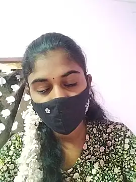 Webcam Model (Tamil_Hot_RoyalQueen)  is live.Free join now!