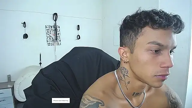 Leonard_Price webcam