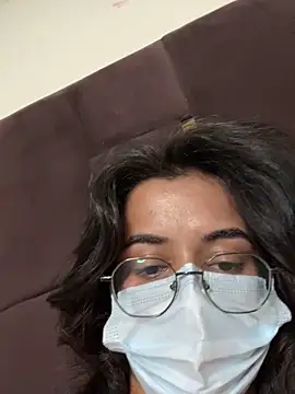 DominantDesiree webcam