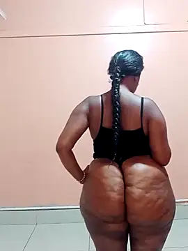 Luciouslips00 webcam