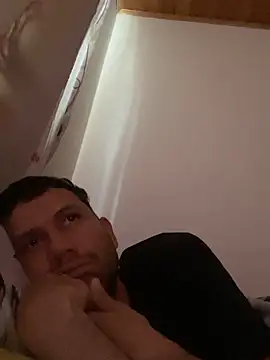 Michaell_Spinelly webcam