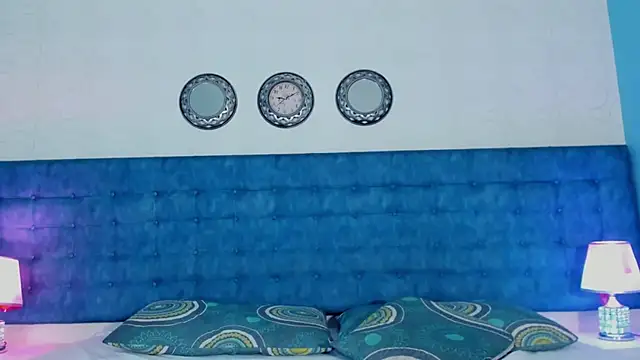 alaiadew - AlaiaDew's free webcam