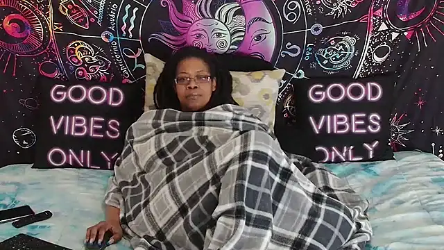 RENAESPLEASUREPALACE webcam