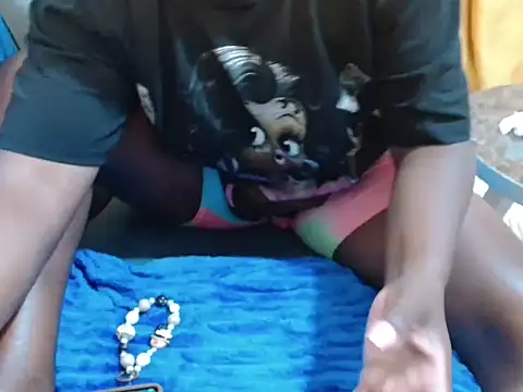 leslysexygirl webcam