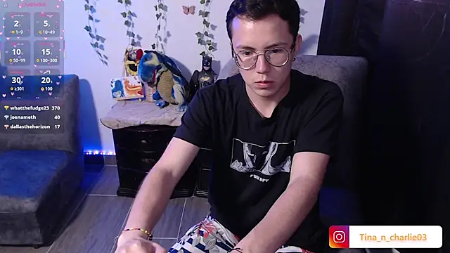Tina_4_Charlie webcam