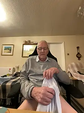 cutaboverest (M grandpa) - #cam2cam #cheap-privates #gays #grandpas #handjob #hd #masturbation #medium #mobile #recordable-publics #striptease #top #uk-models #white