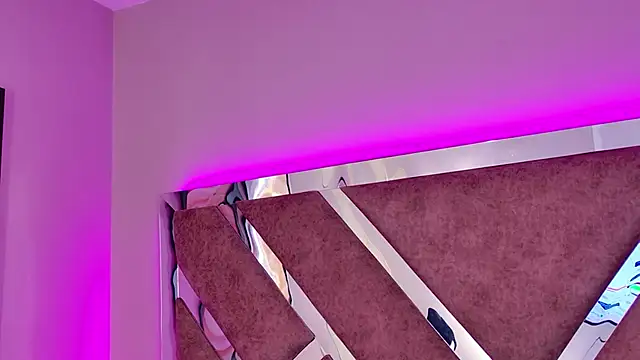 allanaortiz__ (F teen) - rub my clit closely