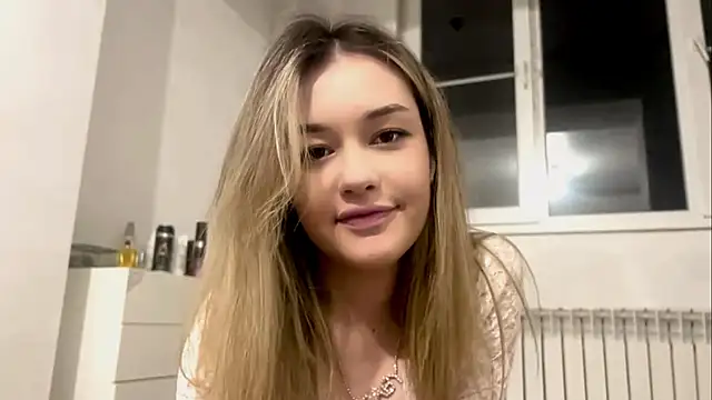Little_ines webcam