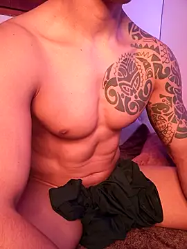 joylopez_fit - Joylopez_fit's free webcam - UK Sex Cams