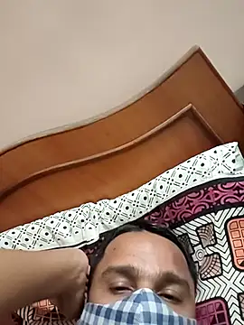 Mumbai_handsom92 webcam