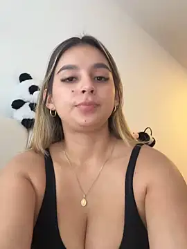 oriana_zoeee webcam