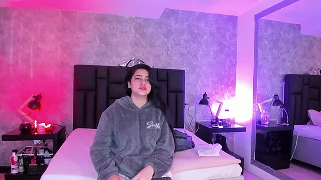 crystaldarliing (F young) - bounce your tits