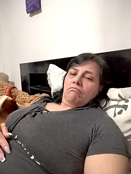 Natasha_miilf webcam