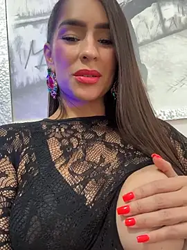 Webcam Model (Mau_White)  is live.Free join now!