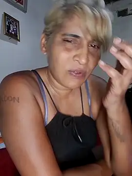 Goodgirlsue_77 webcam