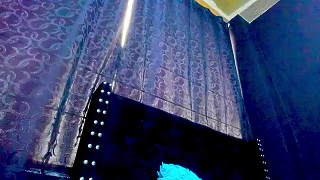 amareto_queen webcam