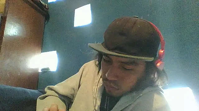 AlexAlejandro13 webcam