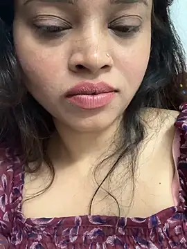 riya_sharma11 webcam