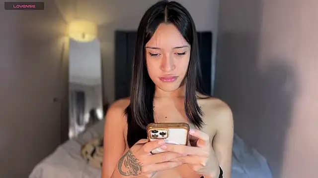 wiggle_nibble webcam