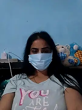 Niharika450 webcam