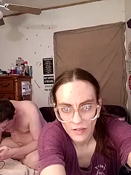 snowbird1117 - Snowbird1117's free webcam - UK Sex Cams