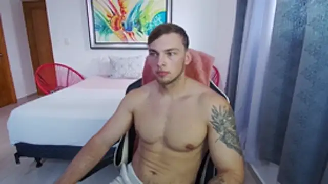 YourHotGreg webcam