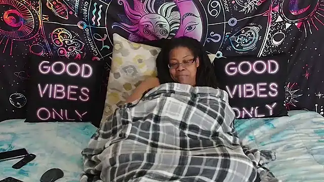 RENAESPLEASUREPALACE webcam