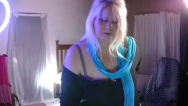 Miahotmilf webcam