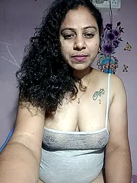 JENNIFERtamil webcam