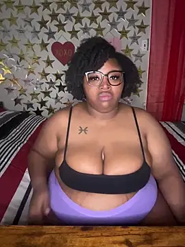 Chocolatebunnyxx96 webcam