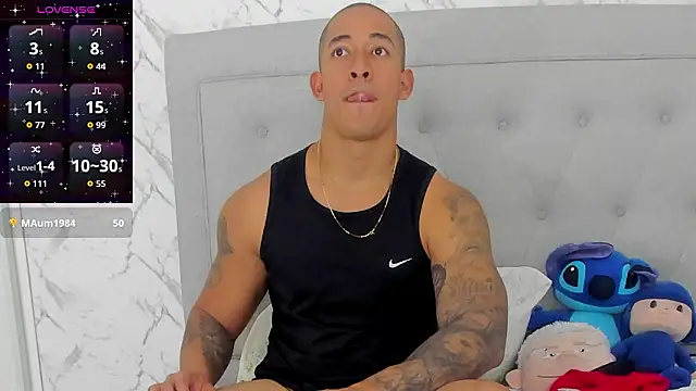 luigiferrara - Luigiferrara's free webcam - UK Sex Cams