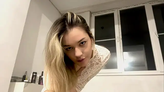 Little_ines webcam