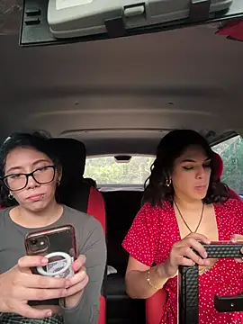 Alice_surprise webcam