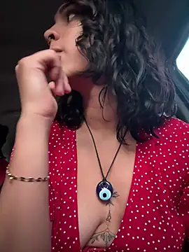 Alice_surprise webcam