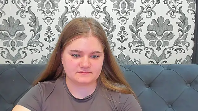 LissaBigTitts webcam