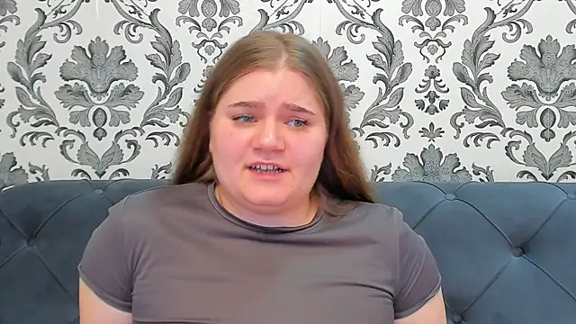 LissaBigTitts webcam