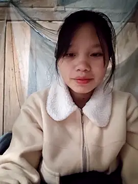 linh-miu99 webcam