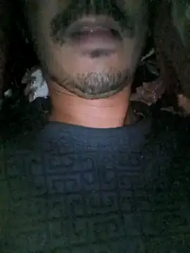 dreamtoungelick69 webcam