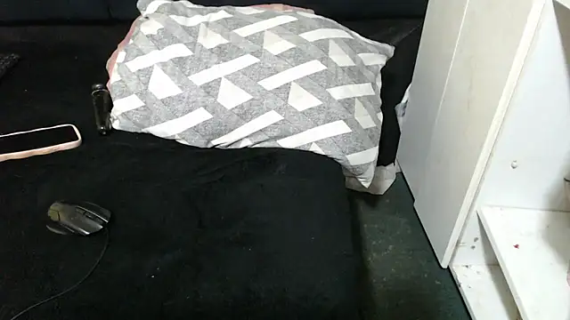 SweetHotBabby18 webcam