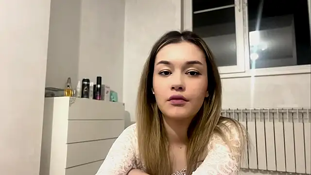 little_ines - Little_ines's free webcam - UK Sex Cams